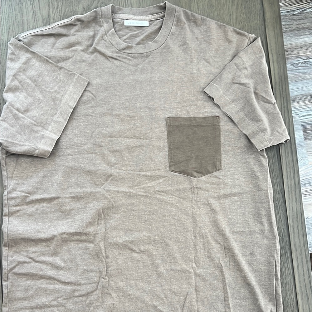 Men's John Elliott Beige Pocket T-Shirt 3